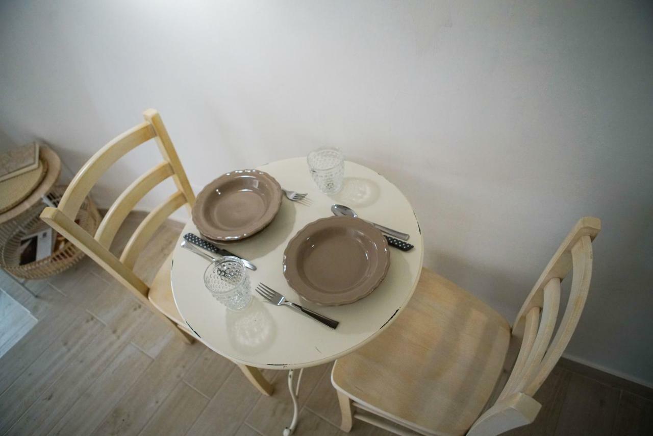 Home 5 - Giu In Dimora プティニャーノ エクステリア 写真